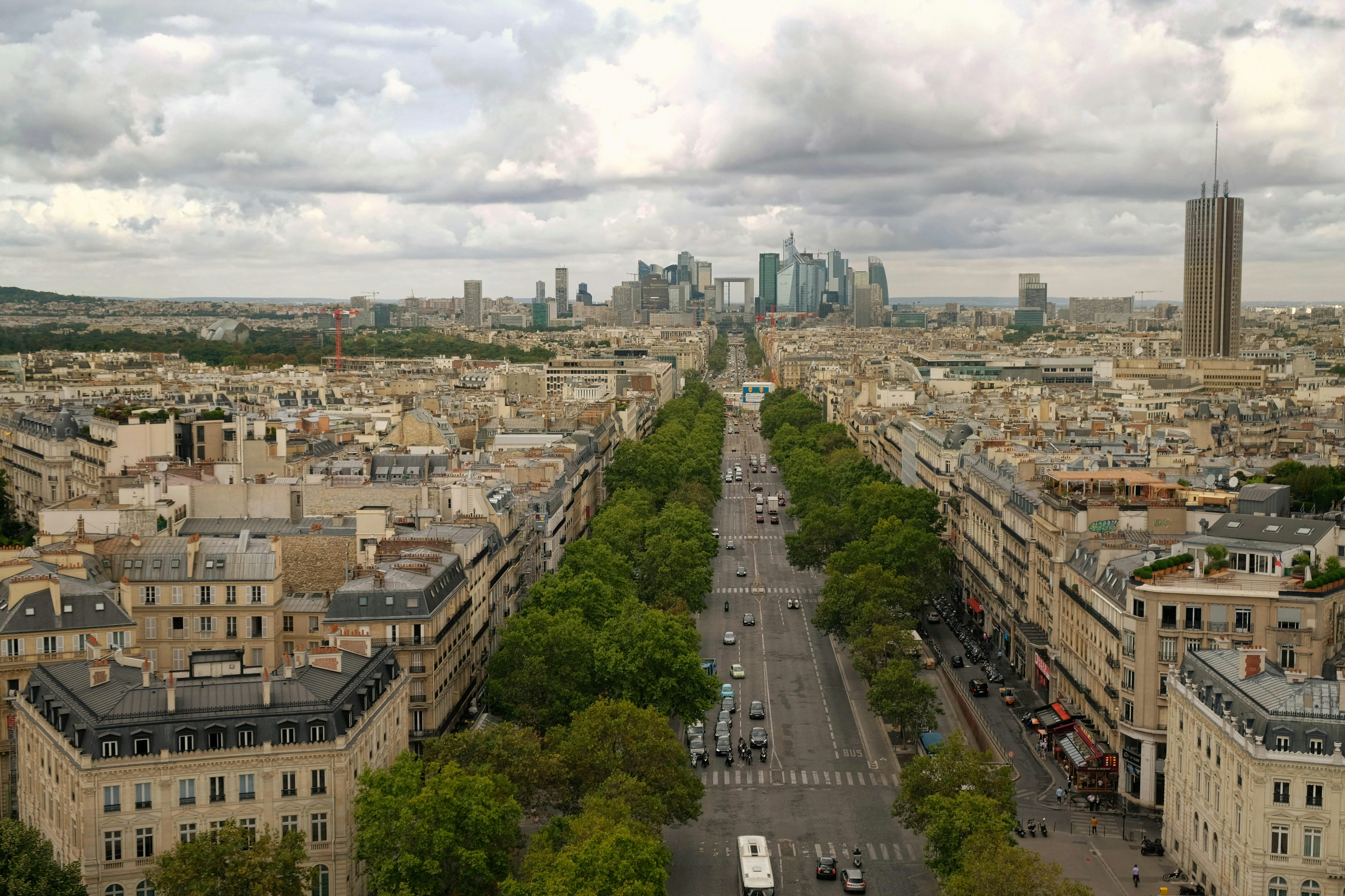 Paris business district